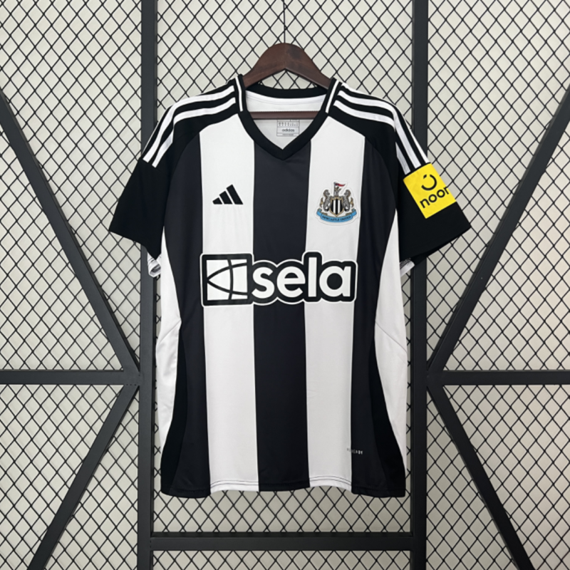 24/25 Newcastle United Home Kit